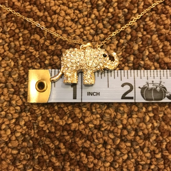 Elephant pendant necklace - Picture 3 of 3